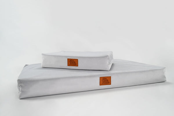 Small and Large EMbed Drift Pet Bed